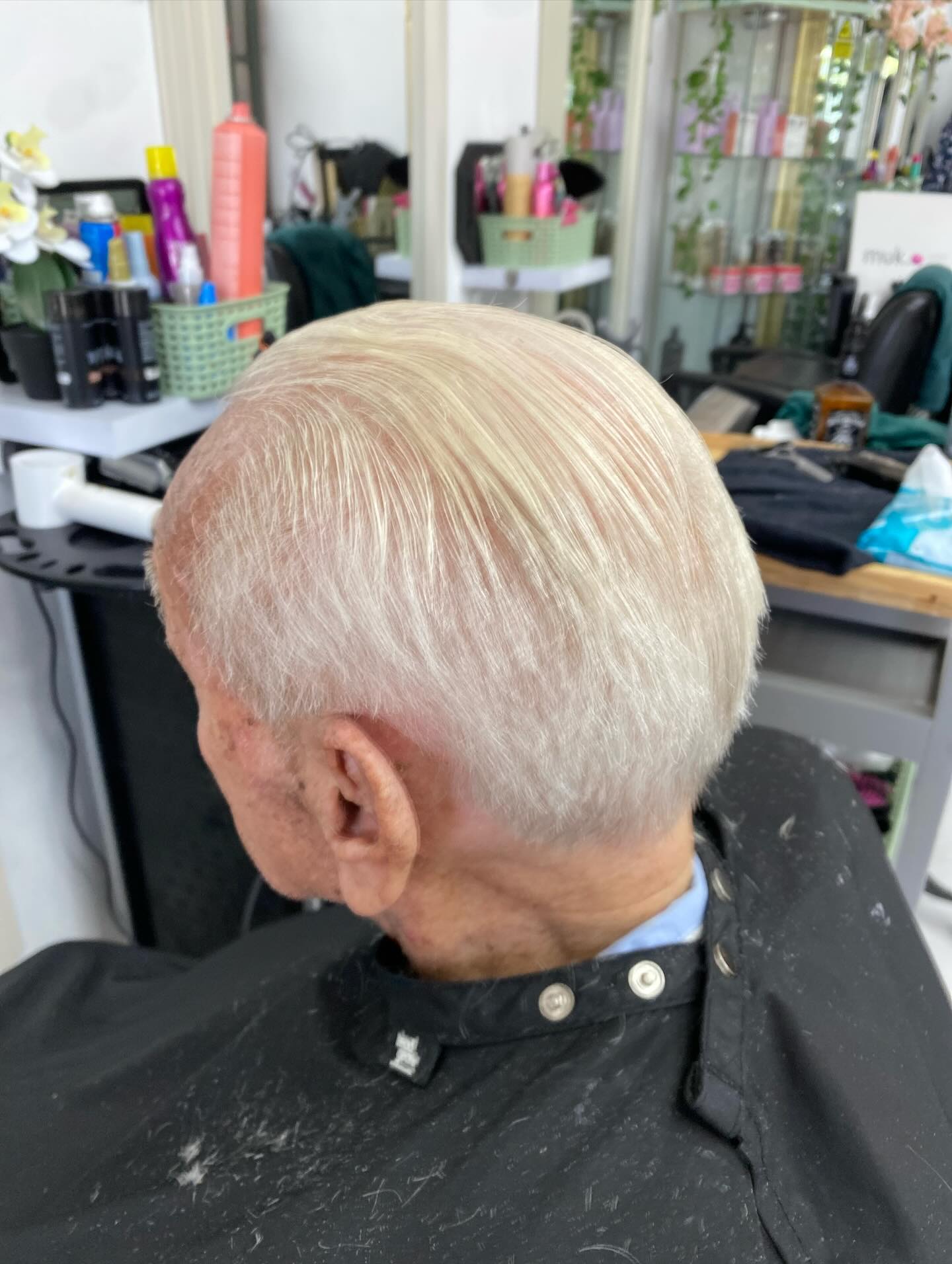 Gents haircut - Clean professional mens haircut